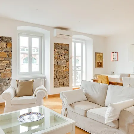 Rive22 - Exclusive Waterfront In Lejlighed